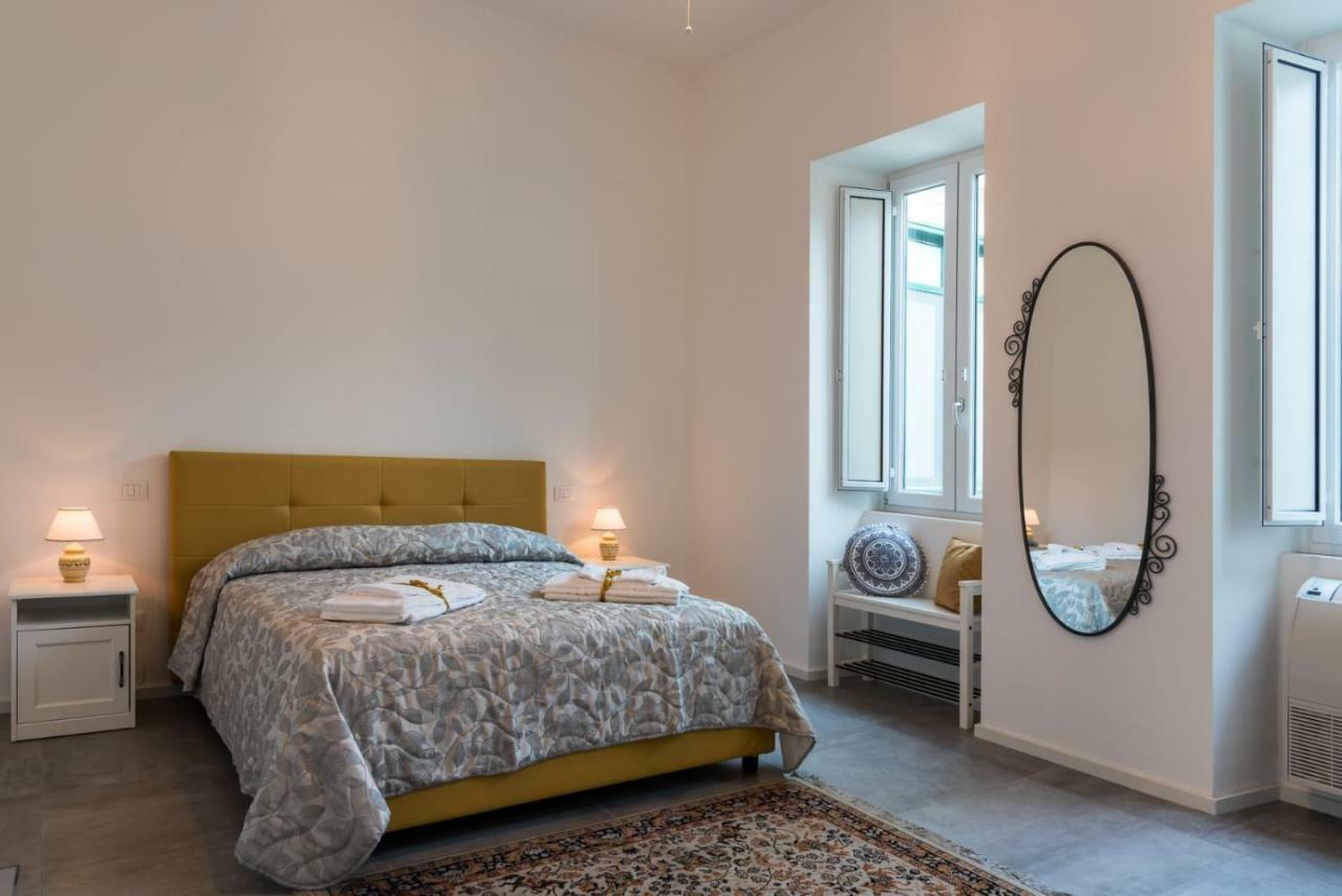 Nonna Vittoria Apartment Салерно Екстериор снимка